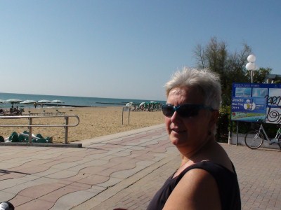 Birgit am Strand von Jesolo