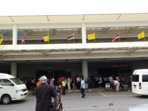 nach 10,5 Std. Flug, Ankunft in Phuket