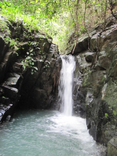 ... bis hin zum kleinen "Wasserfall"